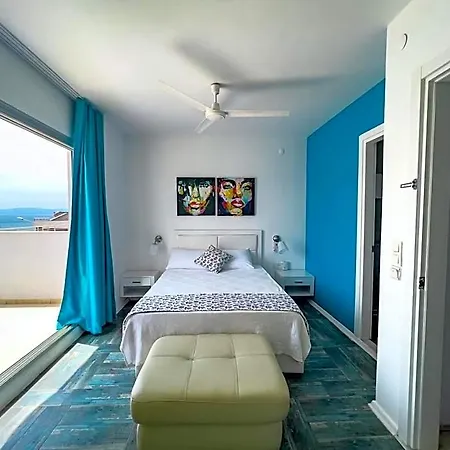 מלון Larimar Cesme
