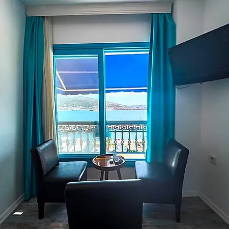 Larimar Cesme מלון